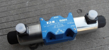 威格士電磁換向閥DG4V-3-2C-M-U-H7-60現(xiàn)貨特價(jià)
